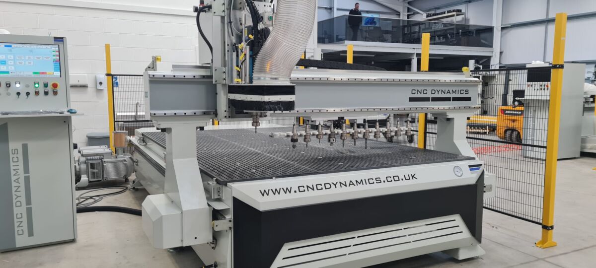 CNC Dynamics Evolution 2030 - New CNC Routers. Heavy Duty Industrial ...